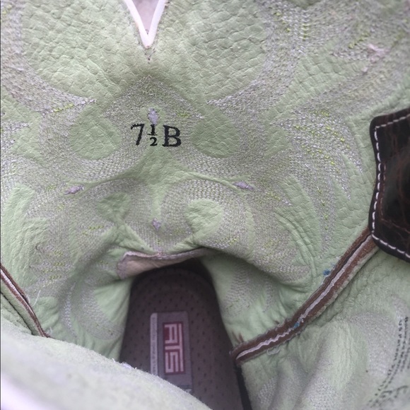 Ariat boot 🤠 - Picture 5 of 8